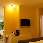 Nesta Hotel 4*