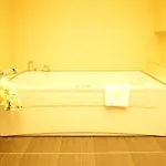 Nesta Hotel