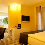 Nesta Hotel 4*