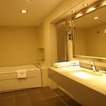Hotel Nesta 4*