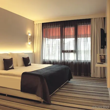 Nesta Hotel