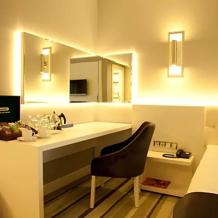 Hotel Nesta 4*