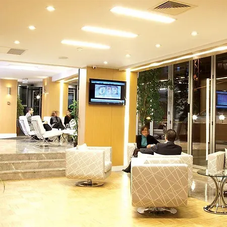 Nesta Hotel